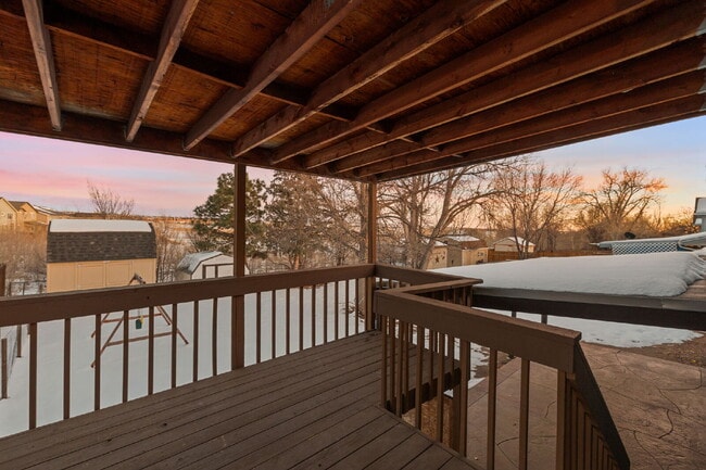 Building Photo - Spacious Split-Level Home with Finished Basement, Deck, Fenced Yard & 2-Car Garage