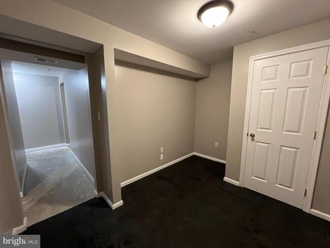 Building Photo - 10108 Oklahoma Ct