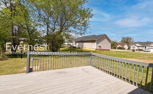 Building Photo - 1726 Hawk Run Ln