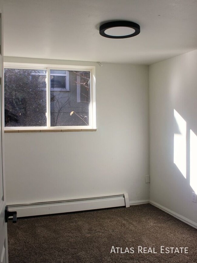 Building Photo - 6035 W 39th Ave