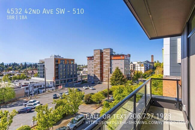 Building Photo - 4532 42nd Ave SW