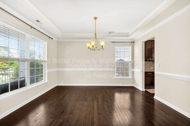 Building Photo - 10677 Sky Chase Ave NW