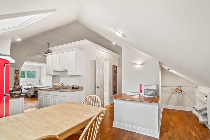 Dining and kitchen area - 305 E 14th Ave