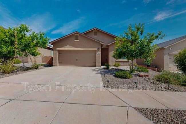 Building Photo - 3408 Oregon Trail Rd NE