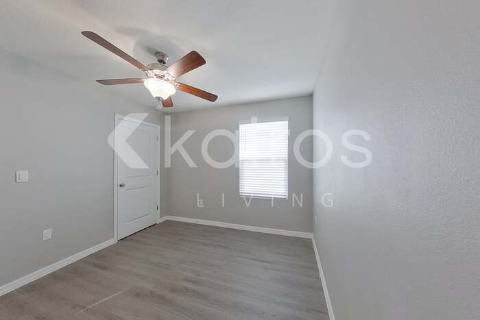 Building Photo - 8684 SW 44th Ct