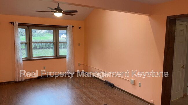 Building Photo - 1669 Charlton Heights Rd