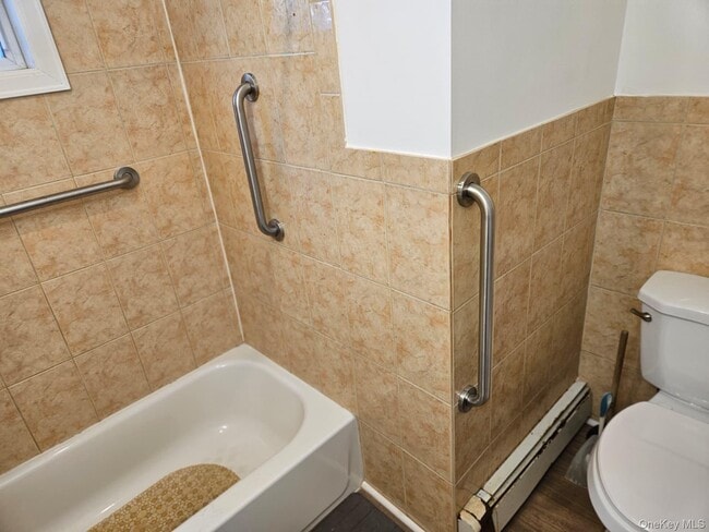 Building Photo - 56 Applegate Dr