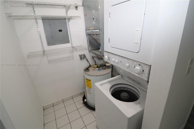 Building Photo - 16531 NE 35th Ave