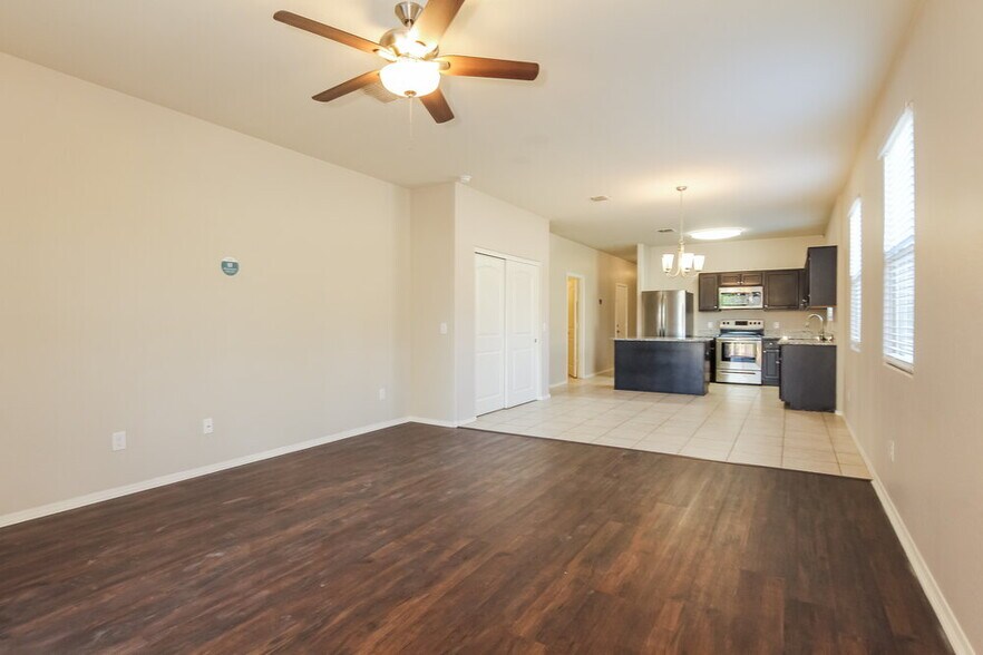 Building Photo - 25444 W Darrel Dr