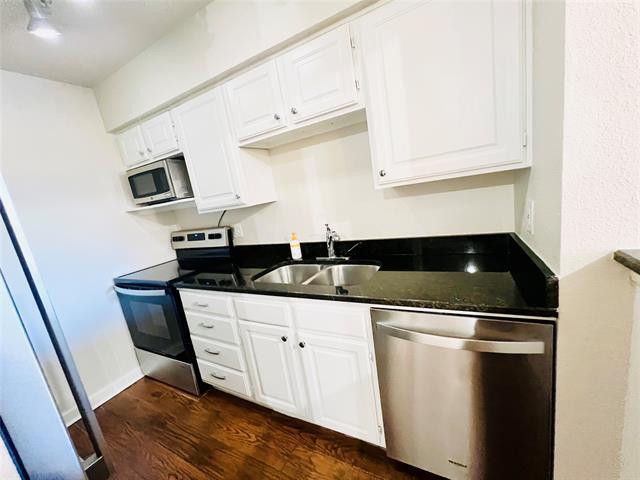 Building Photo - 5757 E University Blvd