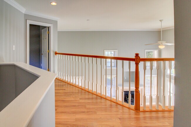 Building Photo - 219 Brandywine Pl Dr