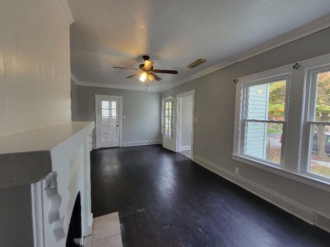 Building Photo - 5219 Vandalia Ave