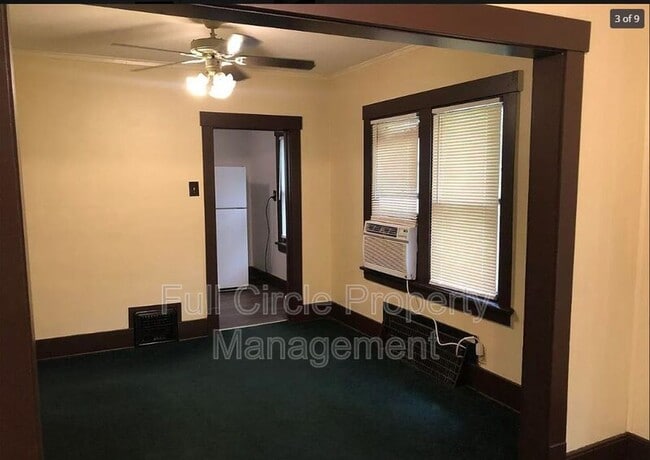 Building Photo - 4715 Fowler Ave