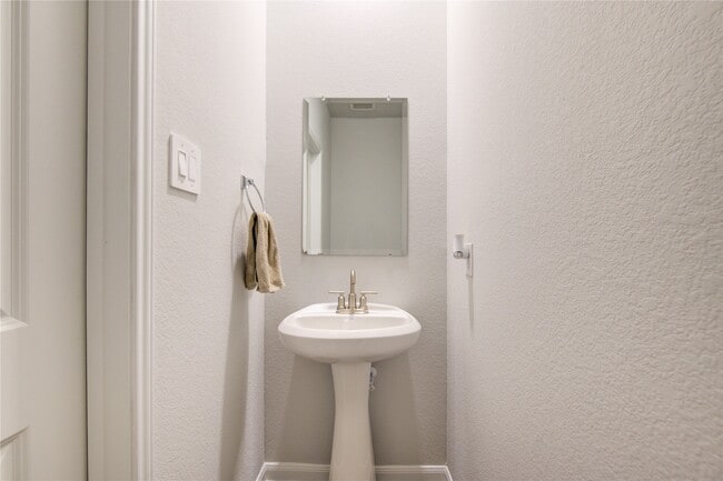 Building Photo - 12202 Bell County Ct