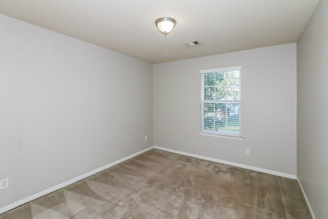 Building Photo - 3319 Allington Ct