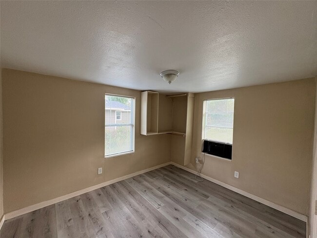 Building Photo - 10019 Porto Rico Rd