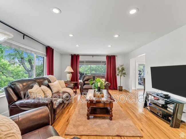 Building Photo - 4131 S Fortuna Way