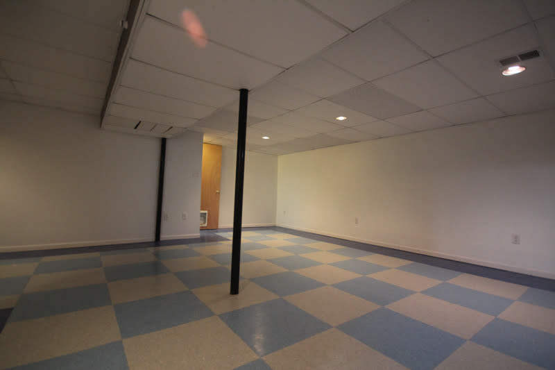 Building Photo - 2063 Champagne Dr