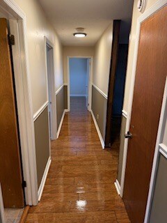 Building Photo - 2500 Shenandoah Dr