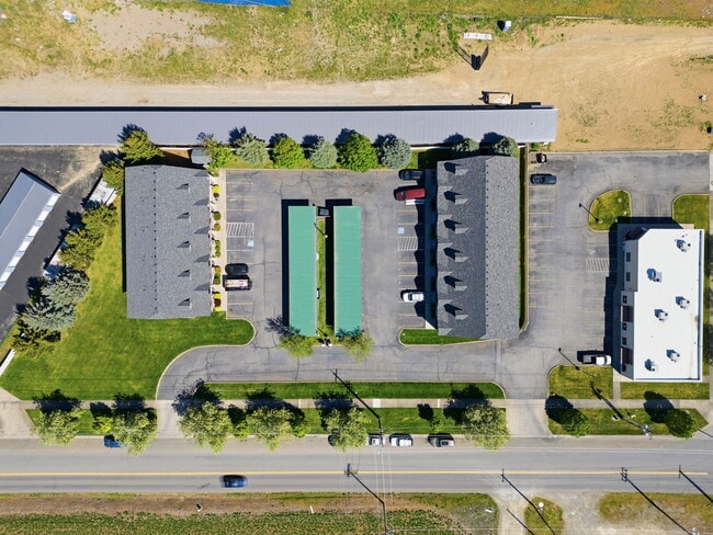 Building Photo - 848 N Chase Rd