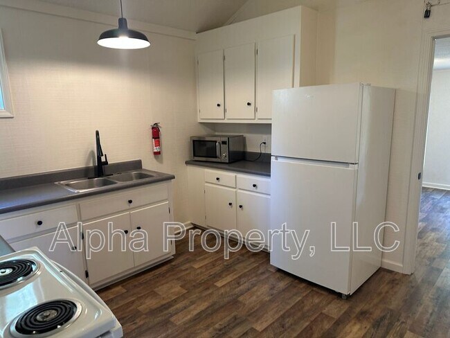 Building Photo - 6610 SC-81