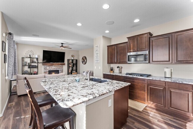 Building Photo - Beautiful 5-Bedroom, 4-Bathroom Home with ...