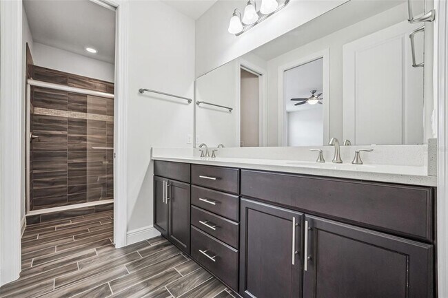 Building Photo - 10819 Savona Way