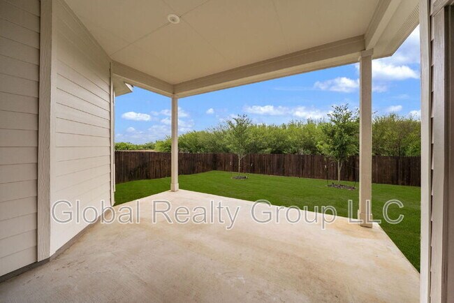 Building Photo - 10064 Mulhouse Dr