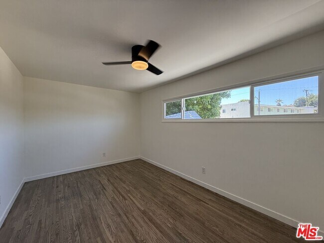 Building Photo - 25226 Loytan St