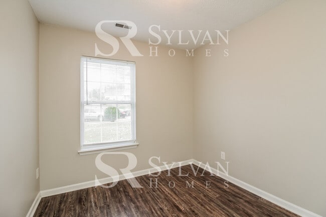 Building Photo - Lease today! No extra charge for contentme...
