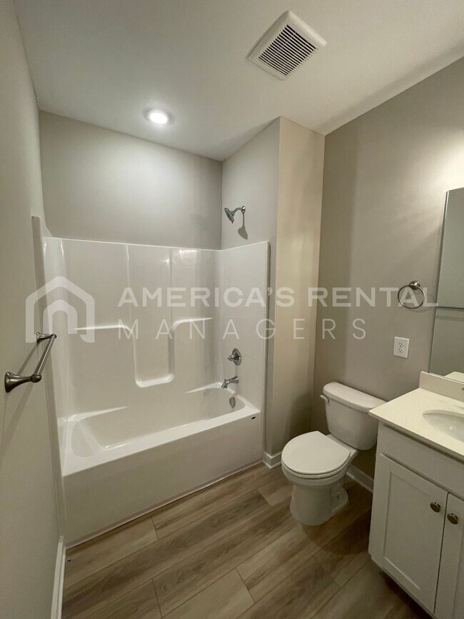Building Photo - Home for Rent in Tuscaloosa, AL!!! View with 48 Hours Notice!
