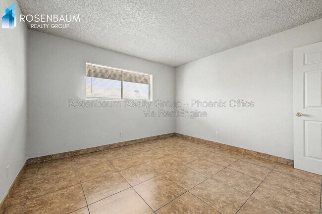 Building Photo - 1746 E 6th Ave