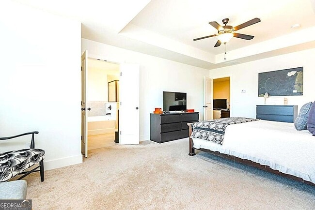 Building Photo - 40 Caison Dr