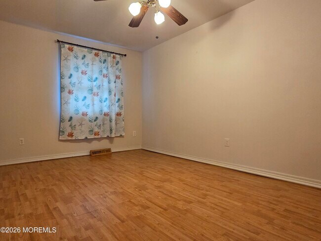 Building Photo - 2604 Dogwood Ct