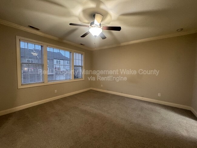 Building Photo - 441 Heritage Village Ln