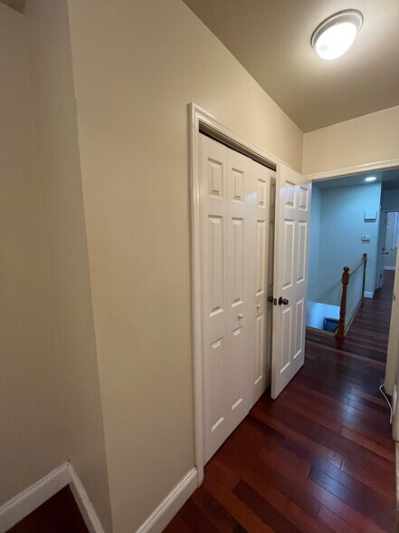 Building Photo - 2135 S 5th St