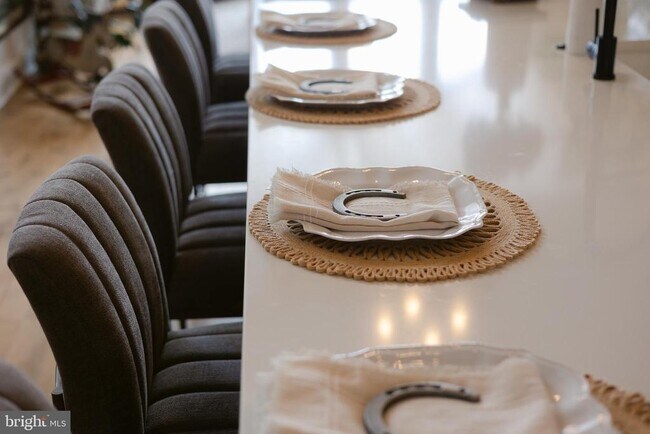 Building Photo - 13230 Falls Rd