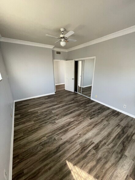 Bedroom - 756 Vernon Ave