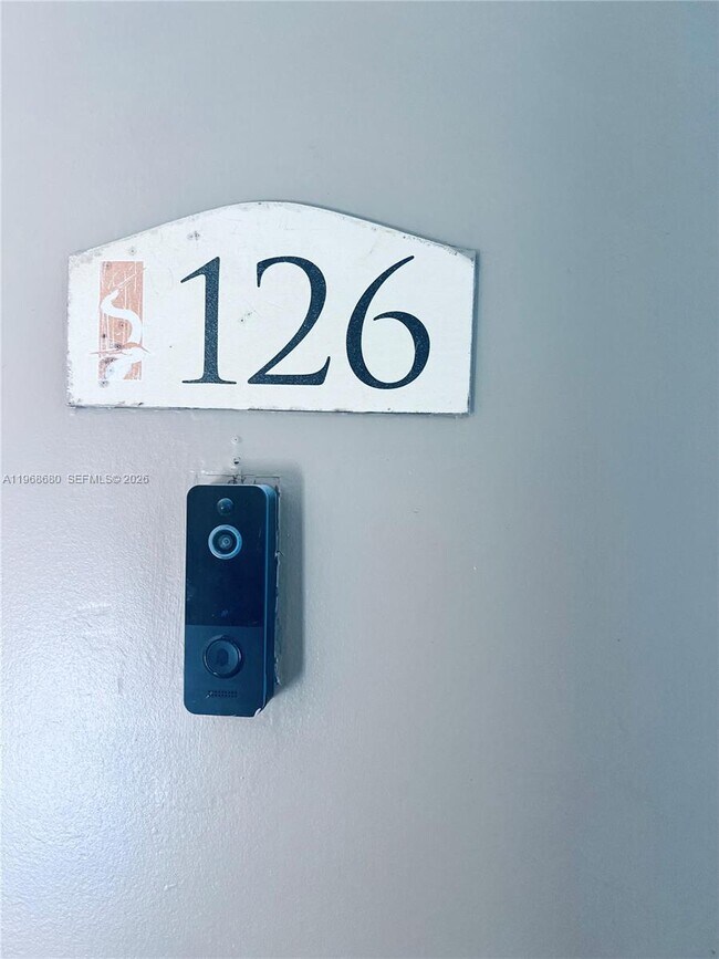 Building Photo - 271 Bonnie Blvd