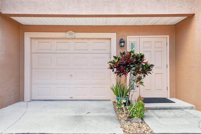 Building Photo - 637 Pinellas Bayway