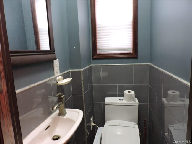 Building Photo - 131-01 229th St