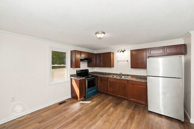 Building Photo - 2106 East Greenbriar-