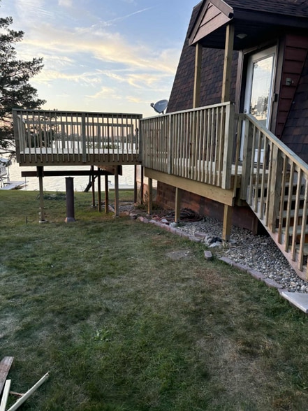 Building Photo - 7240 Sunset Rd