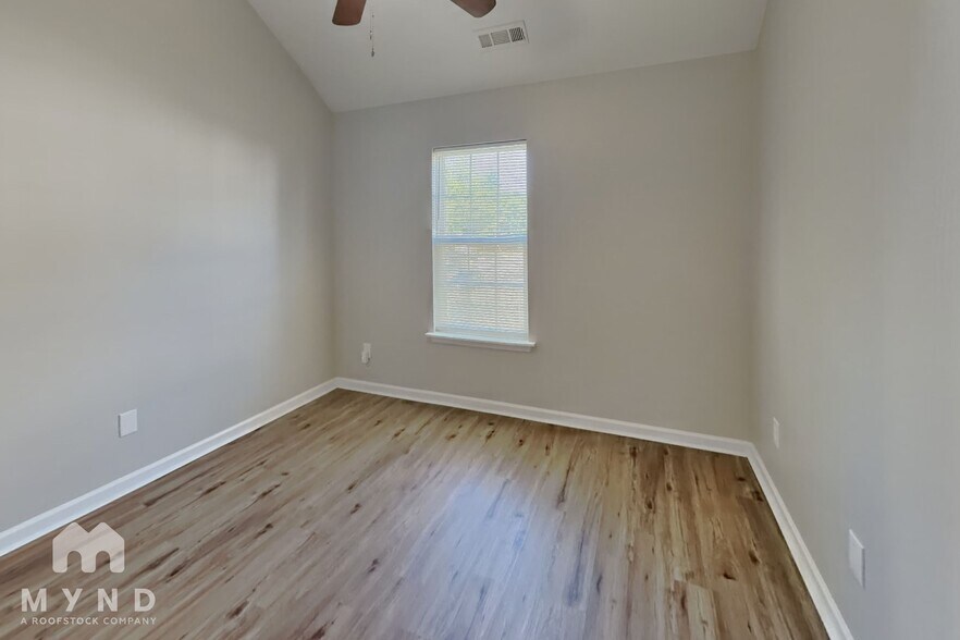 Building Photo - 2536 Reid Oaks Dr