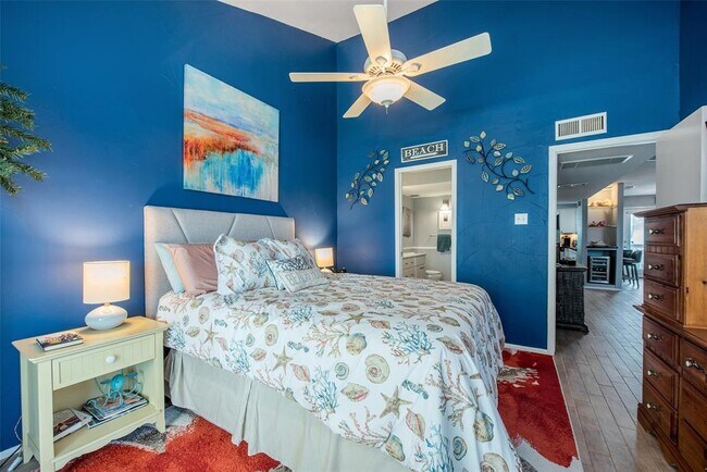 Building Photo - 103 Jean Lafitte Cove