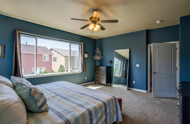 Building Photo - 7868 Renegade Hill Dr