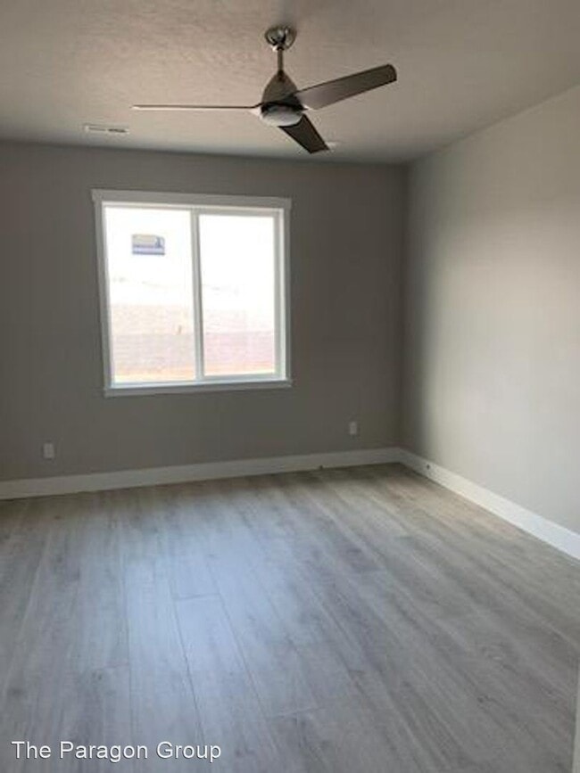 Building Photo - 3 br, 2 bath House - 3318 S Young St