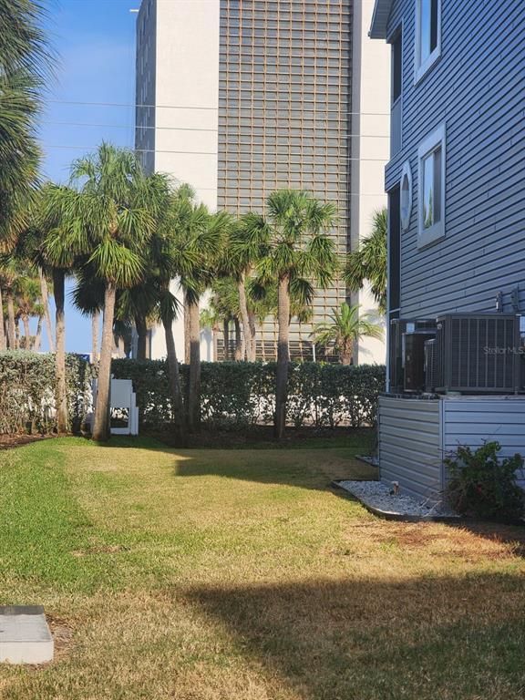 Building Photo - 900 Harbour House Dr