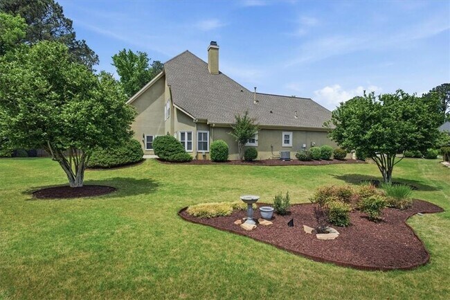 Building Photo - 210 Masters View Ct