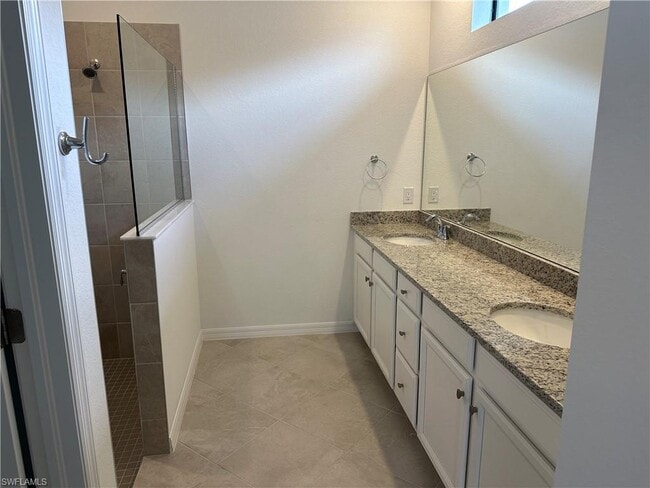 Building Photo - 14677 Palamos Cir